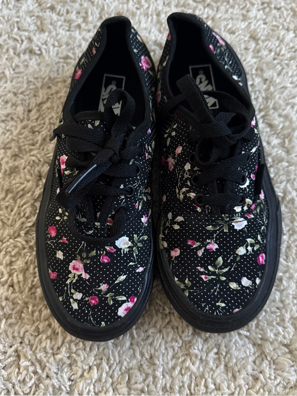 Black Floral van Lace-Up Sneakers